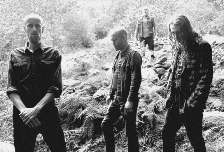 Yellow Eyes (US) + Arkæon - BETA