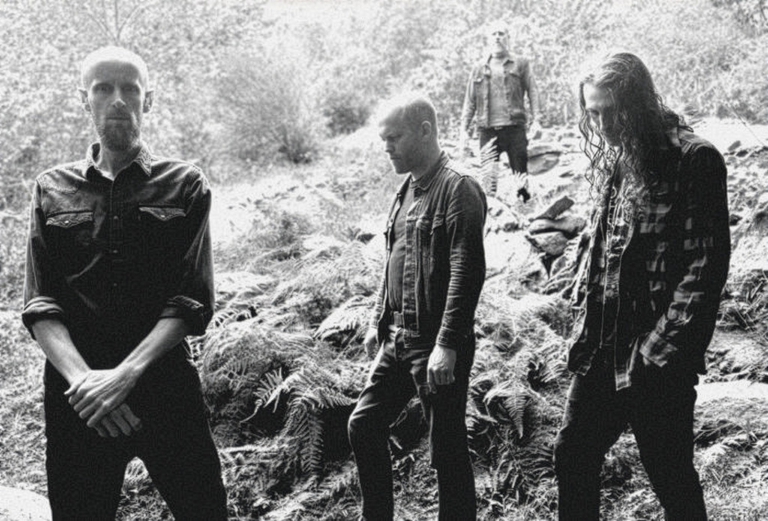 Yellow Eyes (US) + Arkæon - BETA